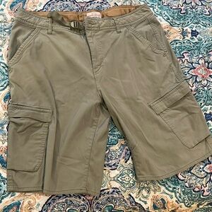 Cargo pocket shorts